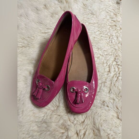 Alex Marie Pink Tassel Patent Leather Flats - Picture 1 of 6